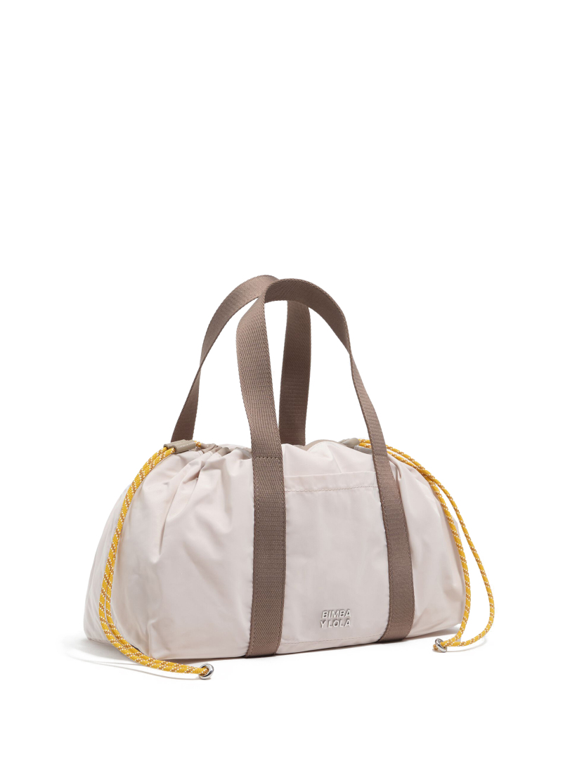 ΓΥΝΑΙΚΕΙΑ ΤΣΑΝΤΑ ΧΙΑΣΤΙ 0