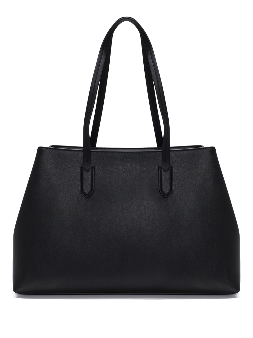 ΓΥΝΑΙΚΕΙΑ ΤΣΑΝΤΑ ΩΜΟΥ  1