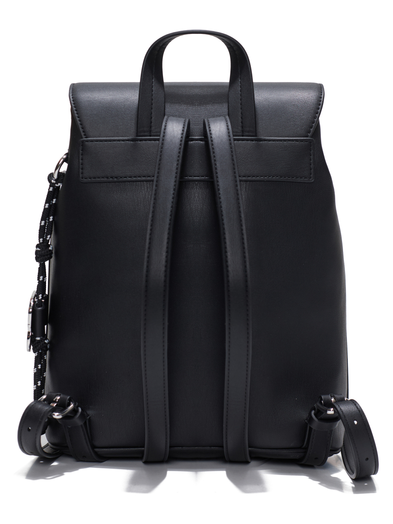 ΓΥΝΑΙΚΕΙΟ ΣΑΚΙΔΙΟ ΠΛΑΤΗΣ  1