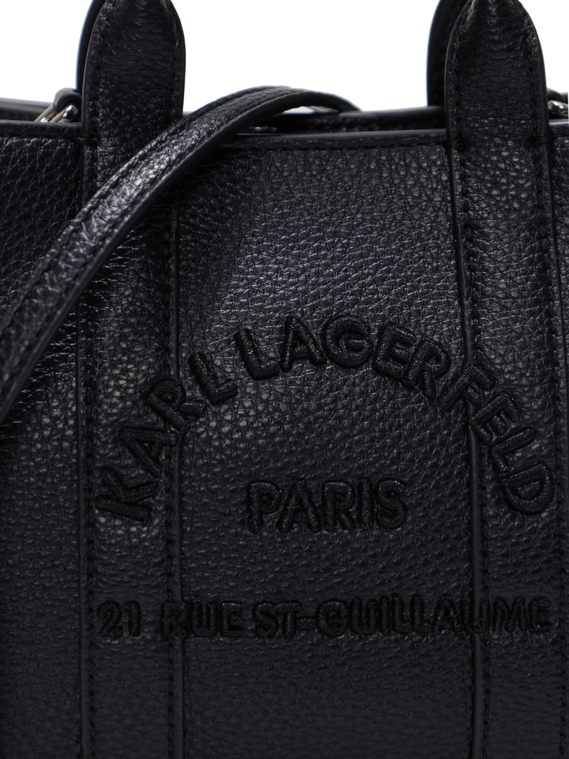 ΓΥΝΑΙΚΕΙΑ ΤΣΑΝΤΑ ΧΕΙΡΟΣ 3