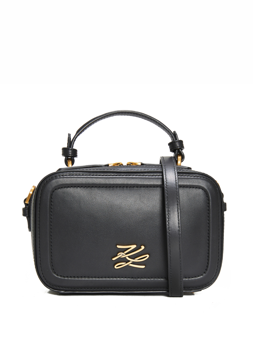 ΓΥΝΑΙΚΕΙΑ ΤΣΑΝΤΑ ΧΕΙΡΟΣ 0