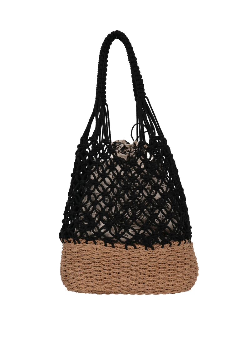 ΓΥΝΑΙΚΕΙΑ ΤΣΑΝΤΑ ΩΜΟΥ  1