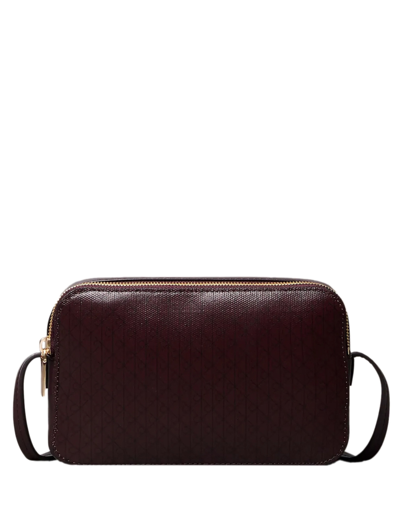 ΓΥΝΑΙΚΕΙΑ ΤΣΑΝΤΑ ΧΙΑΣΤΙ 0