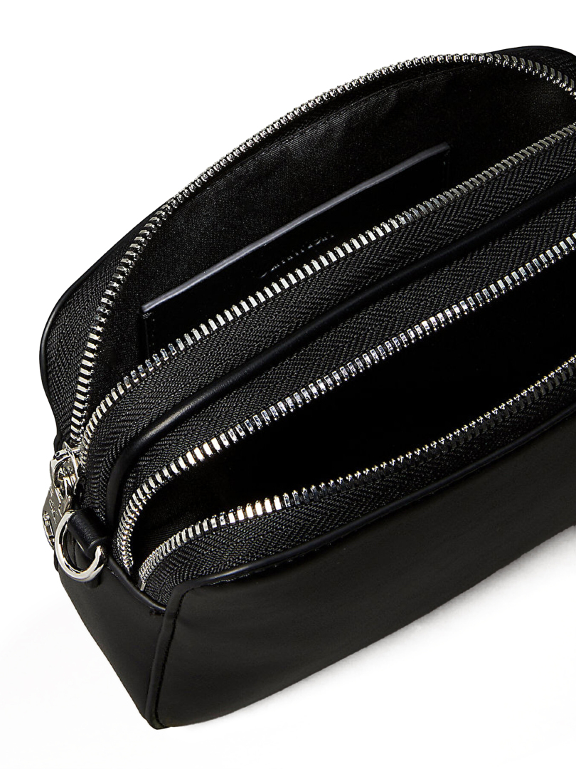 ΓΥΝΑΙΚΕΙΑ ΤΣΑΝΤΑ ΧΙΑΣΤΙ 2