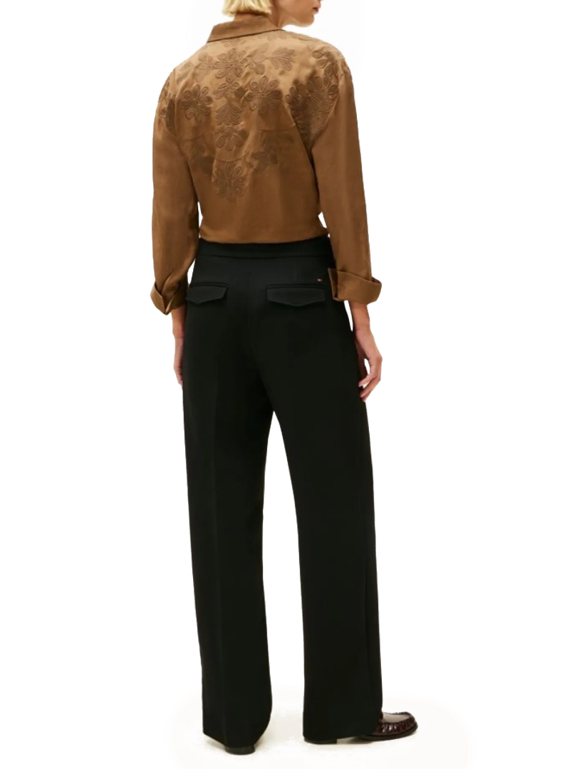 ΓΥΝΑΙΚΕΙΟ ΠΑΝΤΕΛΟΝΙ 2