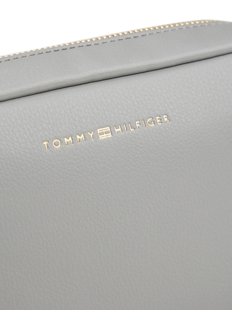 ΓΥΝΑΙΚΕΙΑ ΤΣΑΝΤΑ ΧΙΑΣΤΙ 3