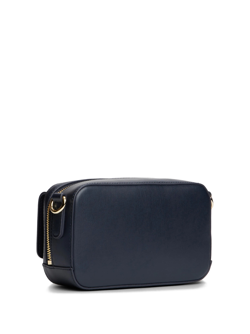 ΓΥΝΑΙΚΕΙΑ ΤΣΑΝΤΑ ΧΙΑΣΤΙ 1