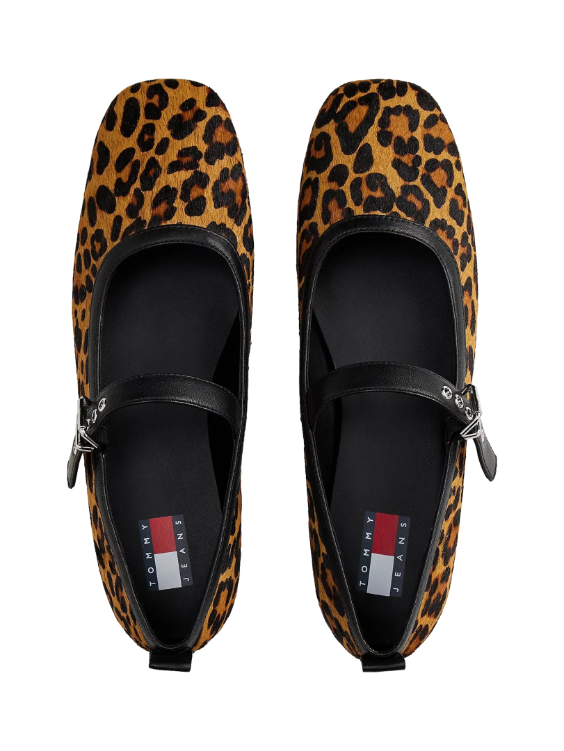 ΓΥΝΑΙΚΕΙΕΣ ΜΠΑΛΑΡΙΝΕΣ 2