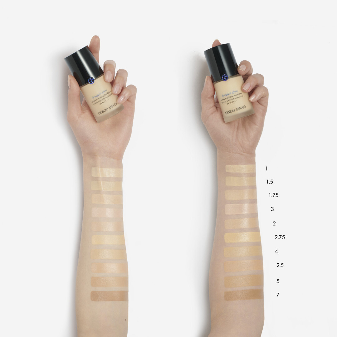 DESIGNER GLOW FOUNDATION 4
