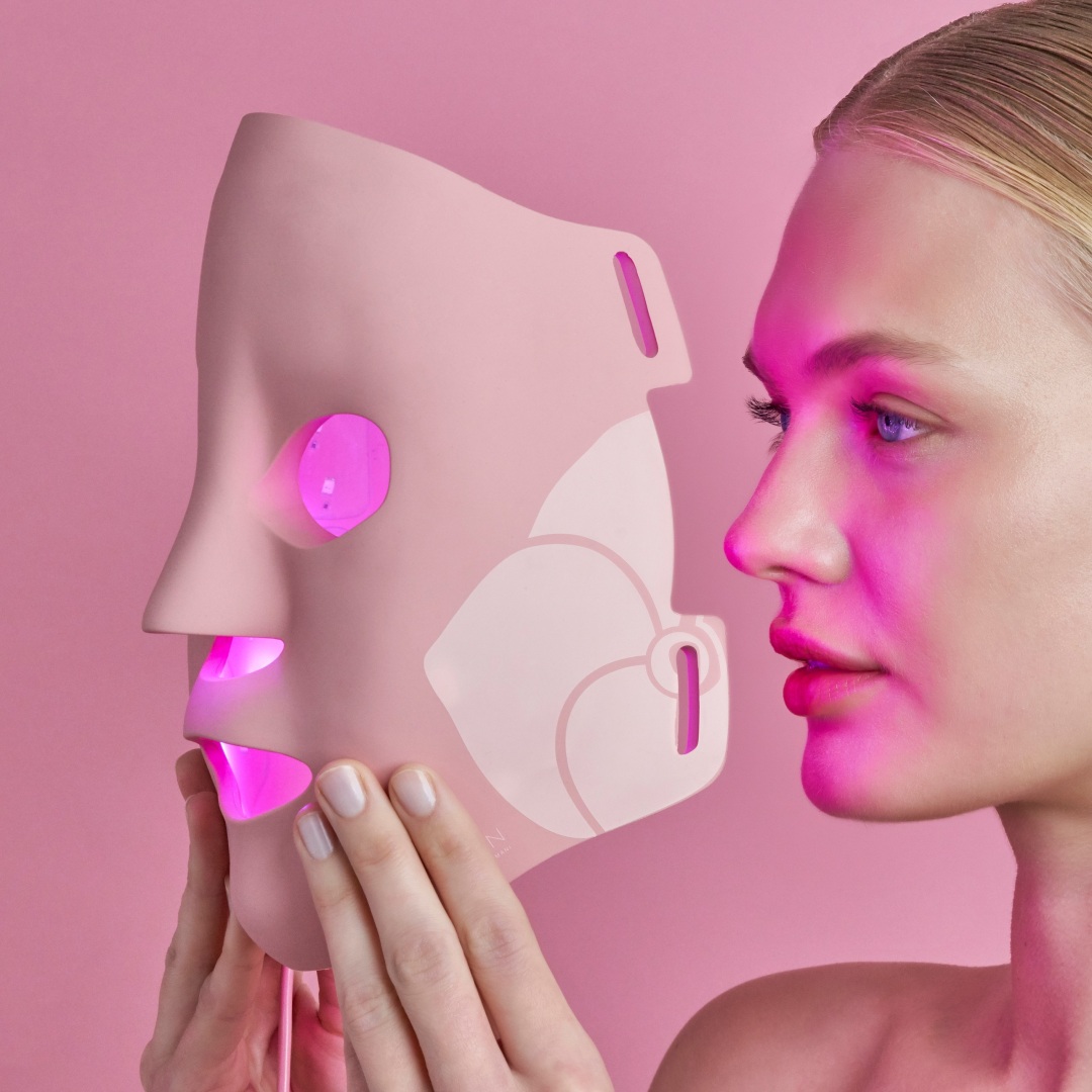 LED 2.0 LIGHTMAX SUPERCHARGED LED MASK 2