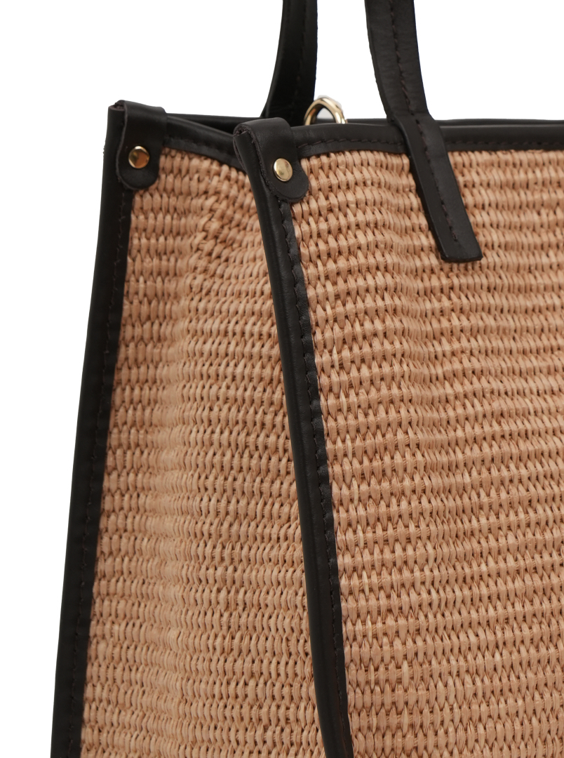 ΓΥΝΑΙΚΕΙΑ ΤΣΑΝΤΑ ΩΜΟΥ 3