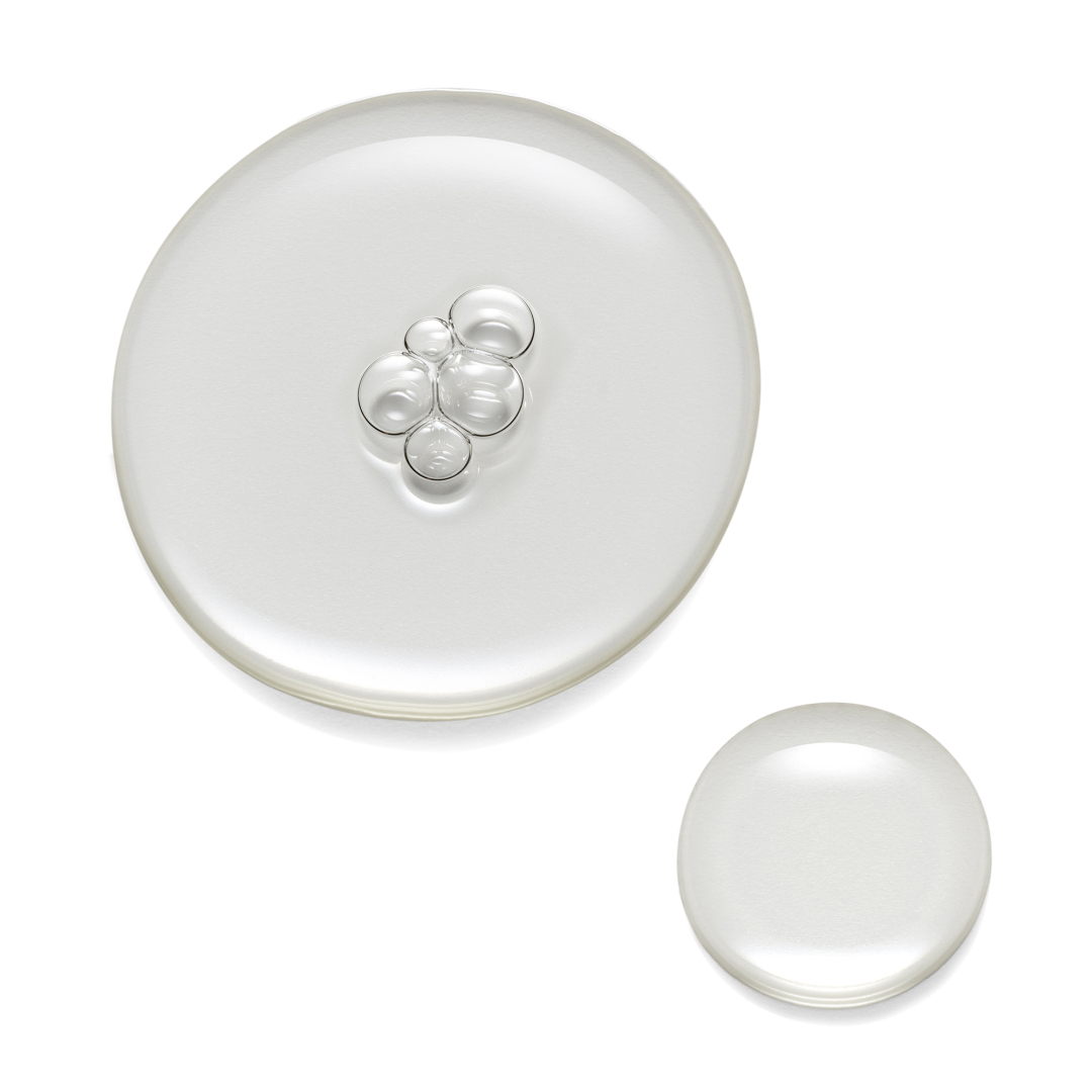 RE-NUTRIV ULTIMATE DIAMOND AGE REVERSAL LOTION 1