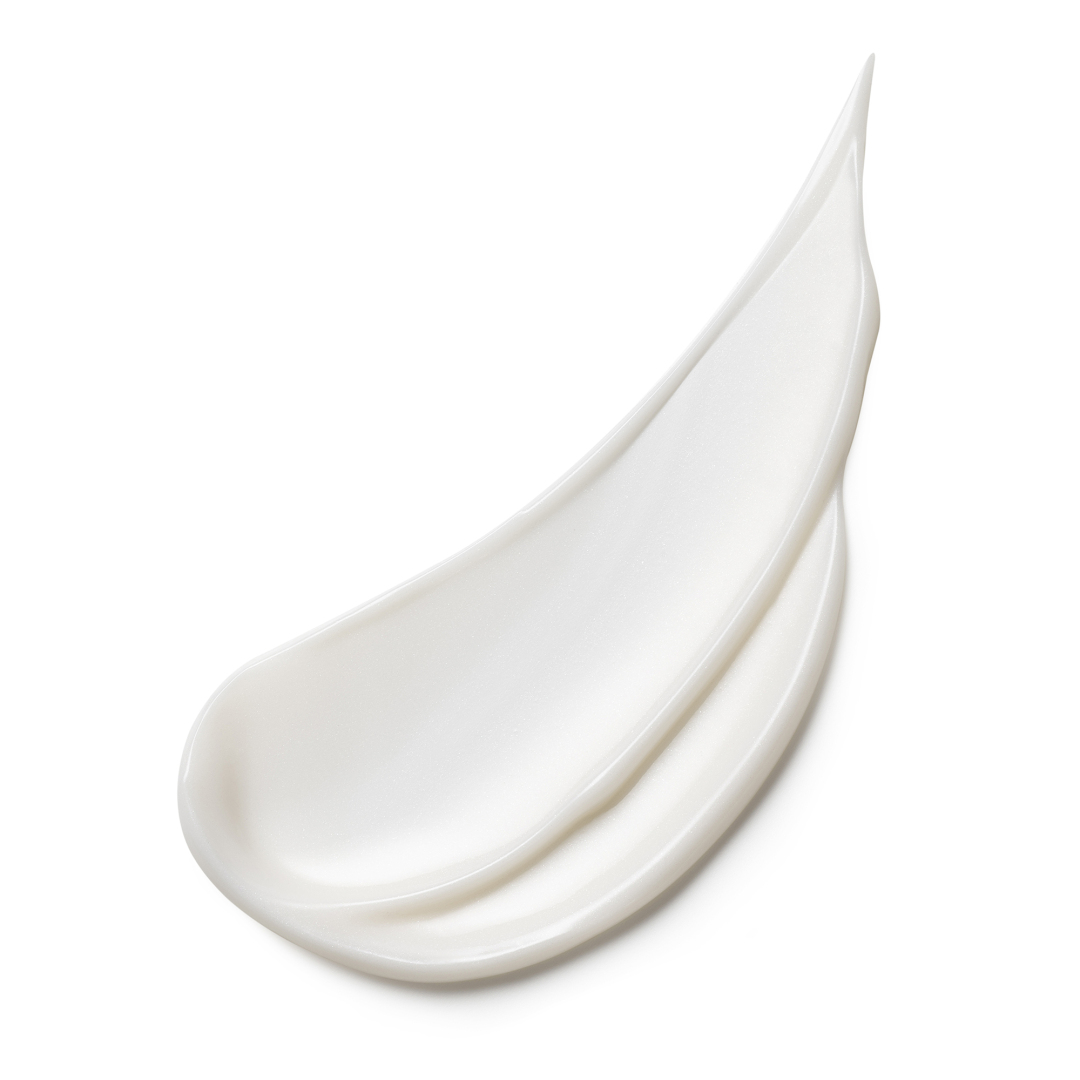 RE-NUTRIV ULTIMATE DIAMOND AGE REVERSAL EYE CREME 1