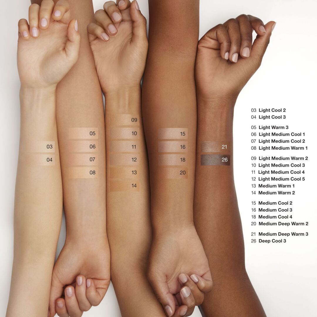 EVEN BETTER CLINICAL™ VITAMIN MAKEUP SPF 50 2