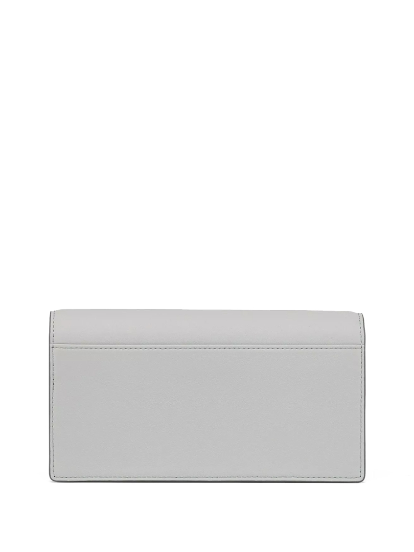 ΓΥΝΑΙΚΕΙΑ ΤΣΑΝΤΑ ΧΙΑΣΤΙ  3