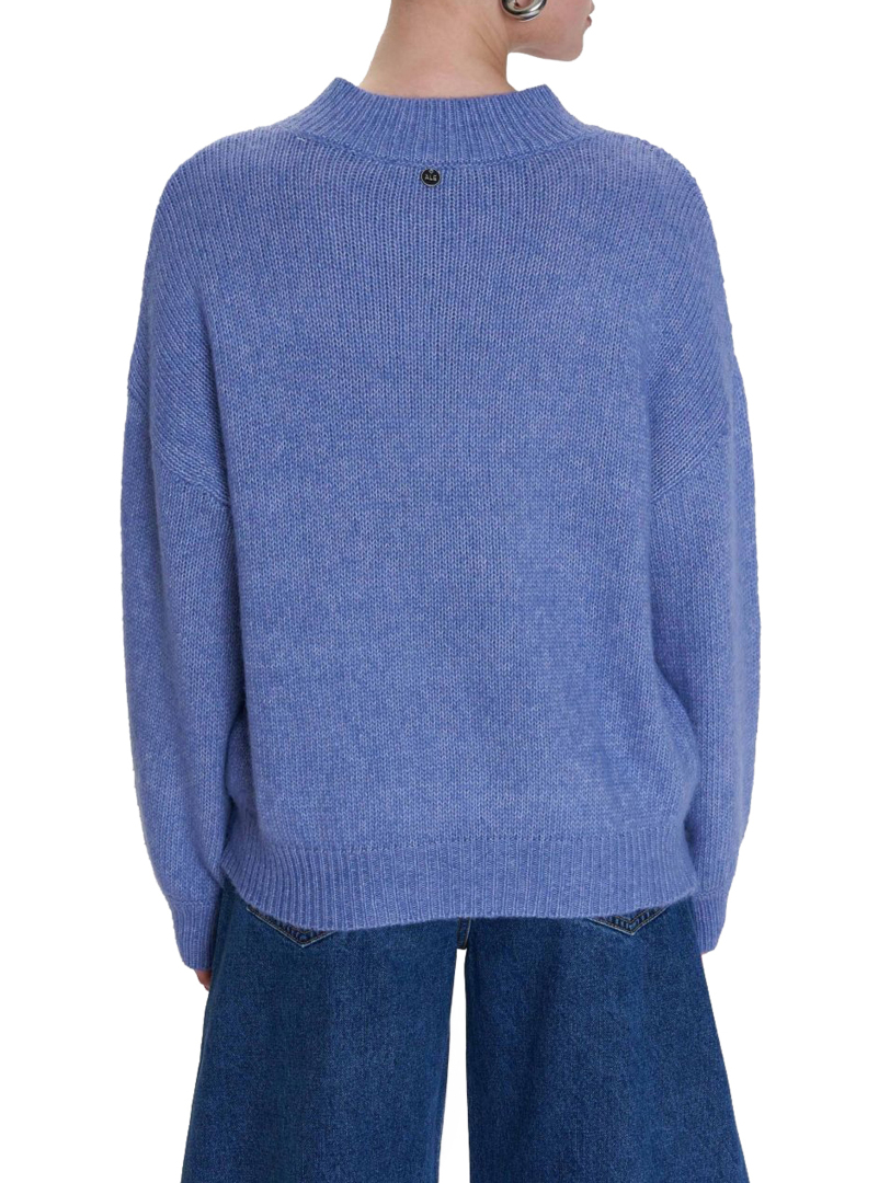 ΓΥΝΑΙΚΕΙΟ ΠΟΥΛΟΒΕΡ  2