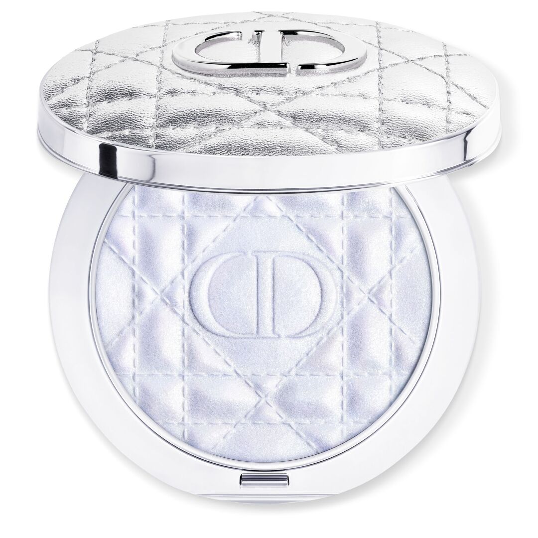 DIOR FOREVER GLOW LUMINIZER HIGHLIGHTER INFUSED WITH HYALURONIC ACID 4