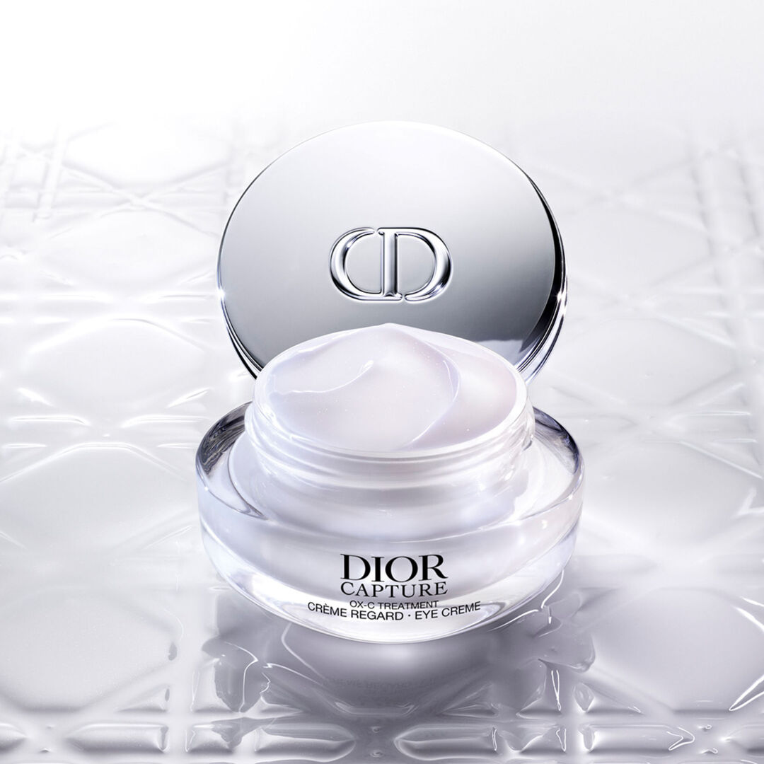 DIOR CAPTURE EYE CREME EYE CREAM - AGE-DEFYING CORRECTION - WRINKLES, FIRMNESS, DARK CIRCLES AND PUFFINESS 1