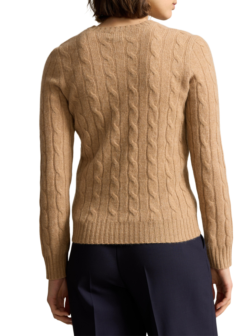 ΓΥΝΑΙΚΕΙΟ ΠΟΥΛΟΒΕΡ  3