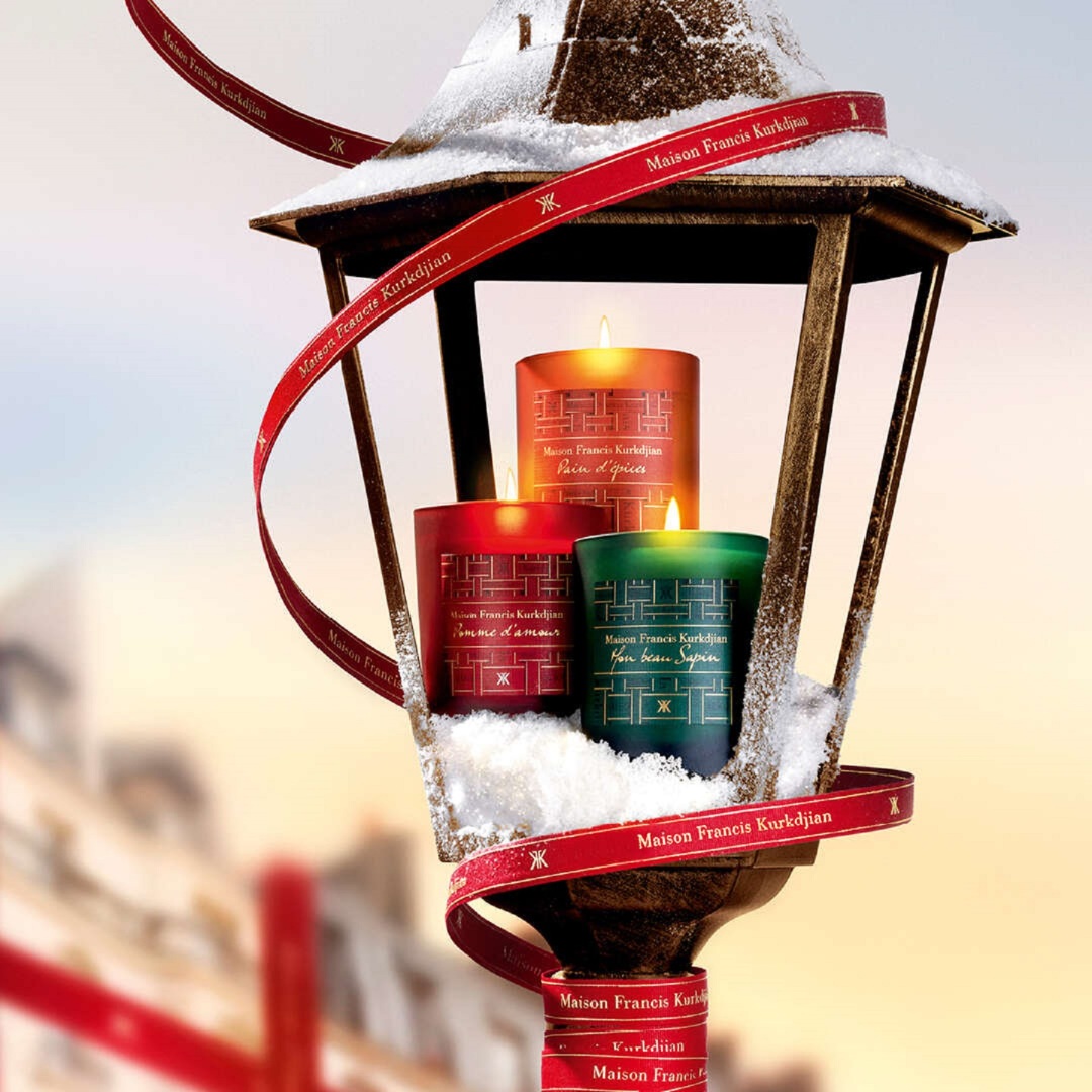 MON BEAU SAPIN, POMME D’AMOUR & PAIN D’ÉPICES – TRIO OF SCENTED CANDLES 1