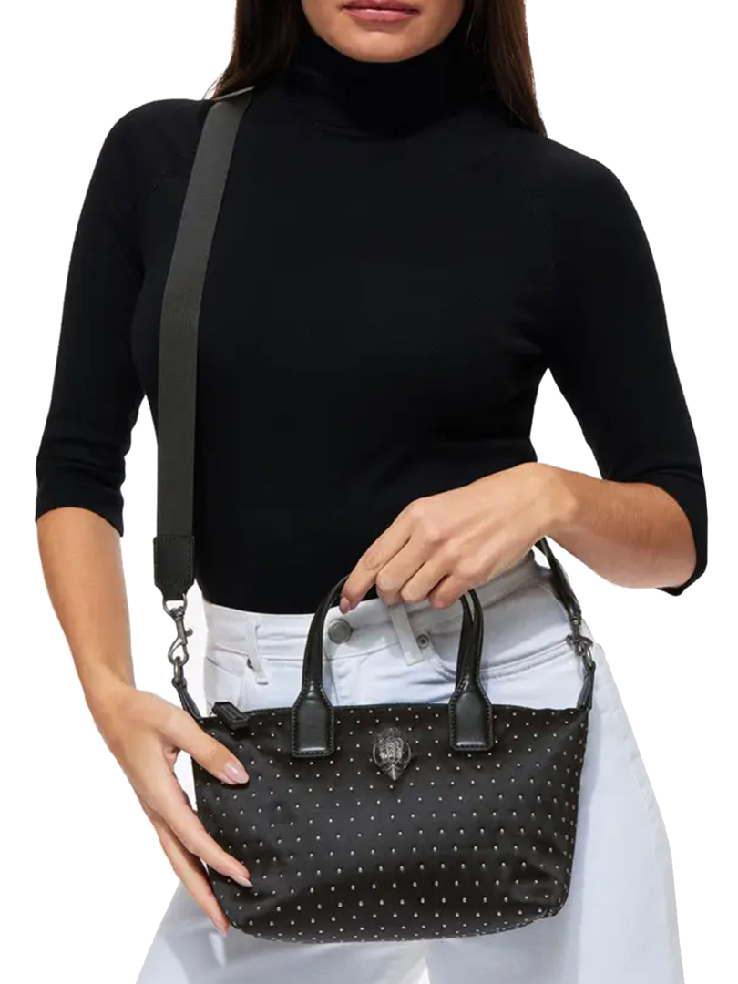 ΓΥΝΑΙΚΕΙΑ ΤΣΑΝΤΑ ΧΕΙΡΟΣ 2