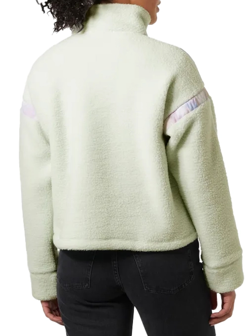 ΓΥΝΑΙΚΕΙΟ ΠΟΥΛΟΒΕΡ 2