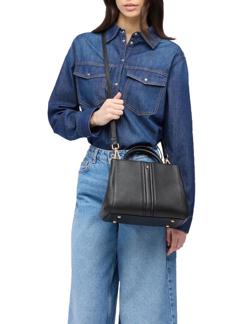 ΓΥΝΑΙΚΕΙΑ ΤΣΑΝΤΑ ΧΙΑΣΤΙ D DHYALMA 4