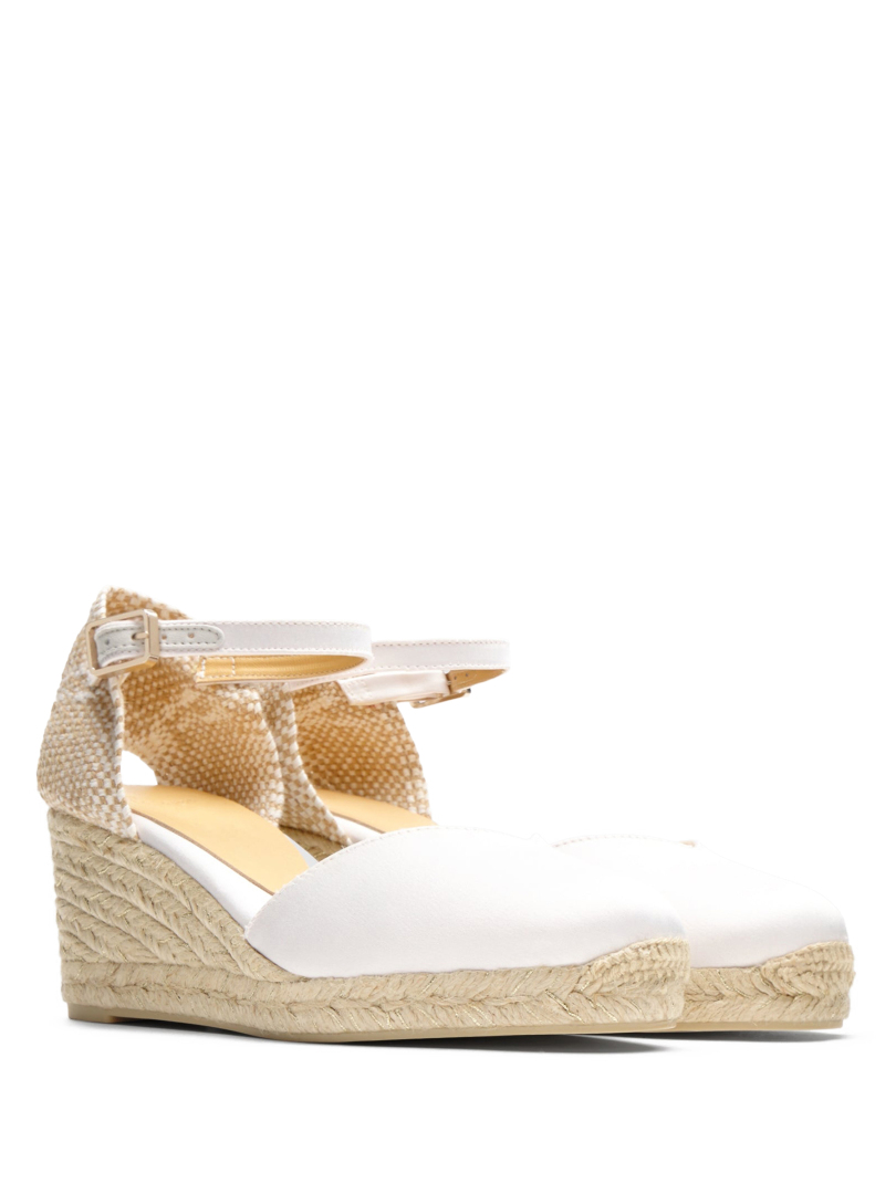 ΓΥΝΑΙΚΕΙΕΣ ΕΣΠΑΝΤΡΙΓΙΕΣ CHIARITA 1