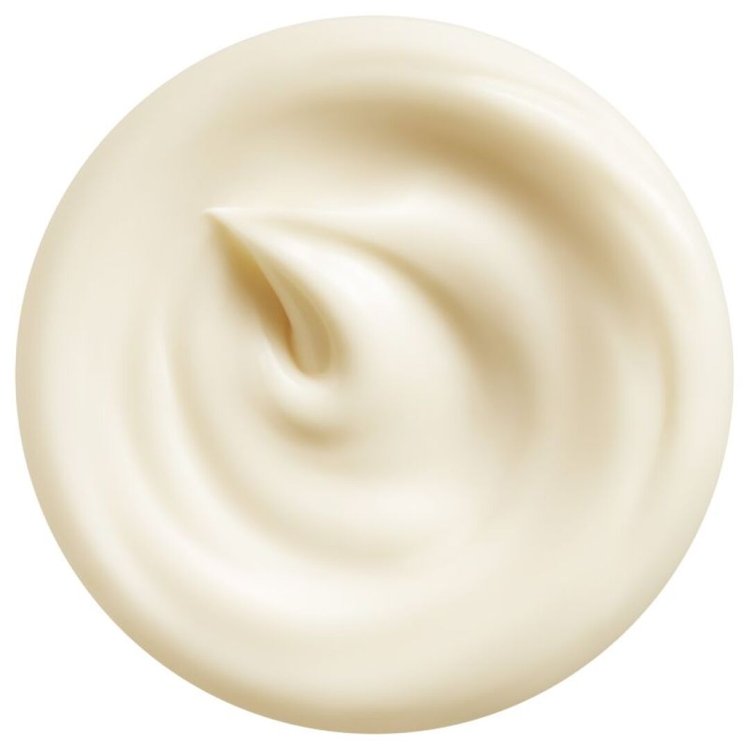 VITAL PERFECTION INTENSIVE WRINKLESPOT TREATMENT 1