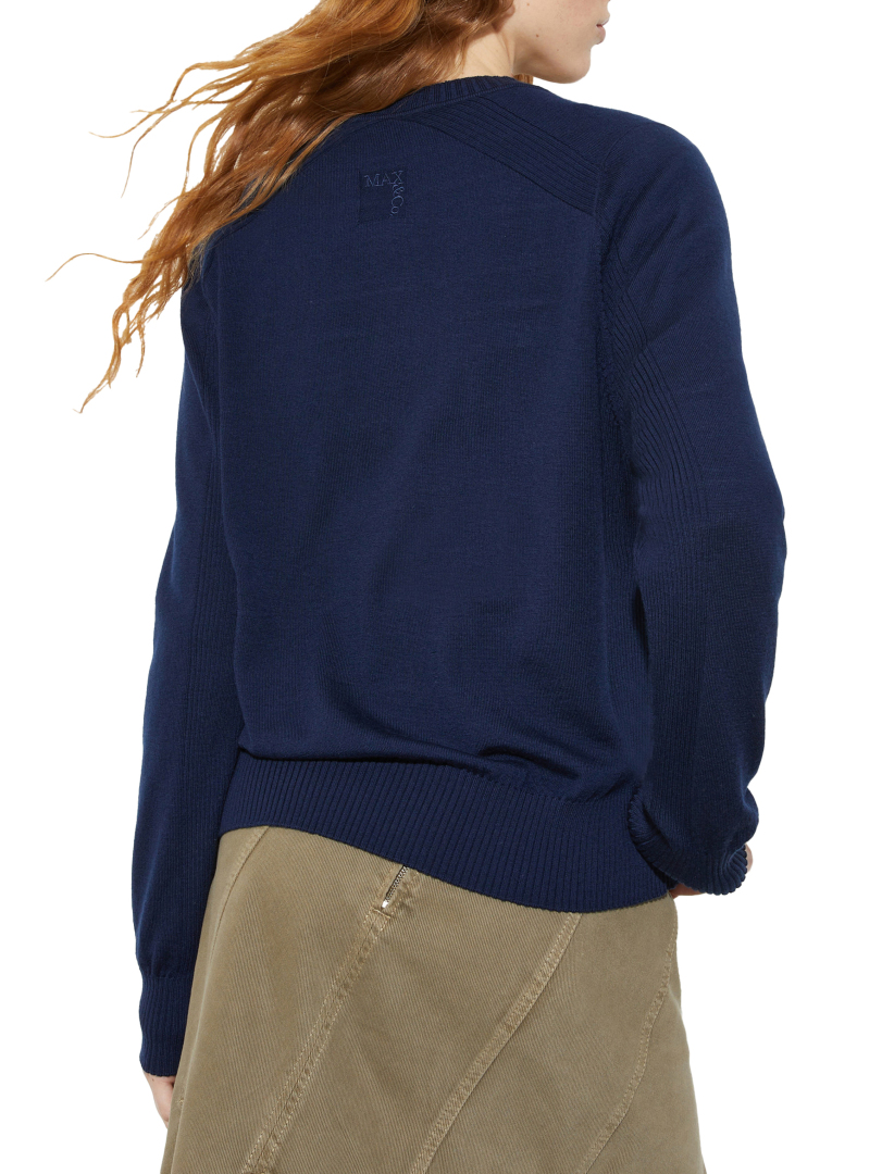 ΓΥΝΑΙΚΕΙΟ ΠΟΥΛΟΒΕΡ 2