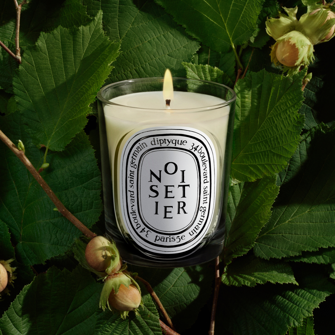 HAZELNUT TREE SCENTED CANDLE 1