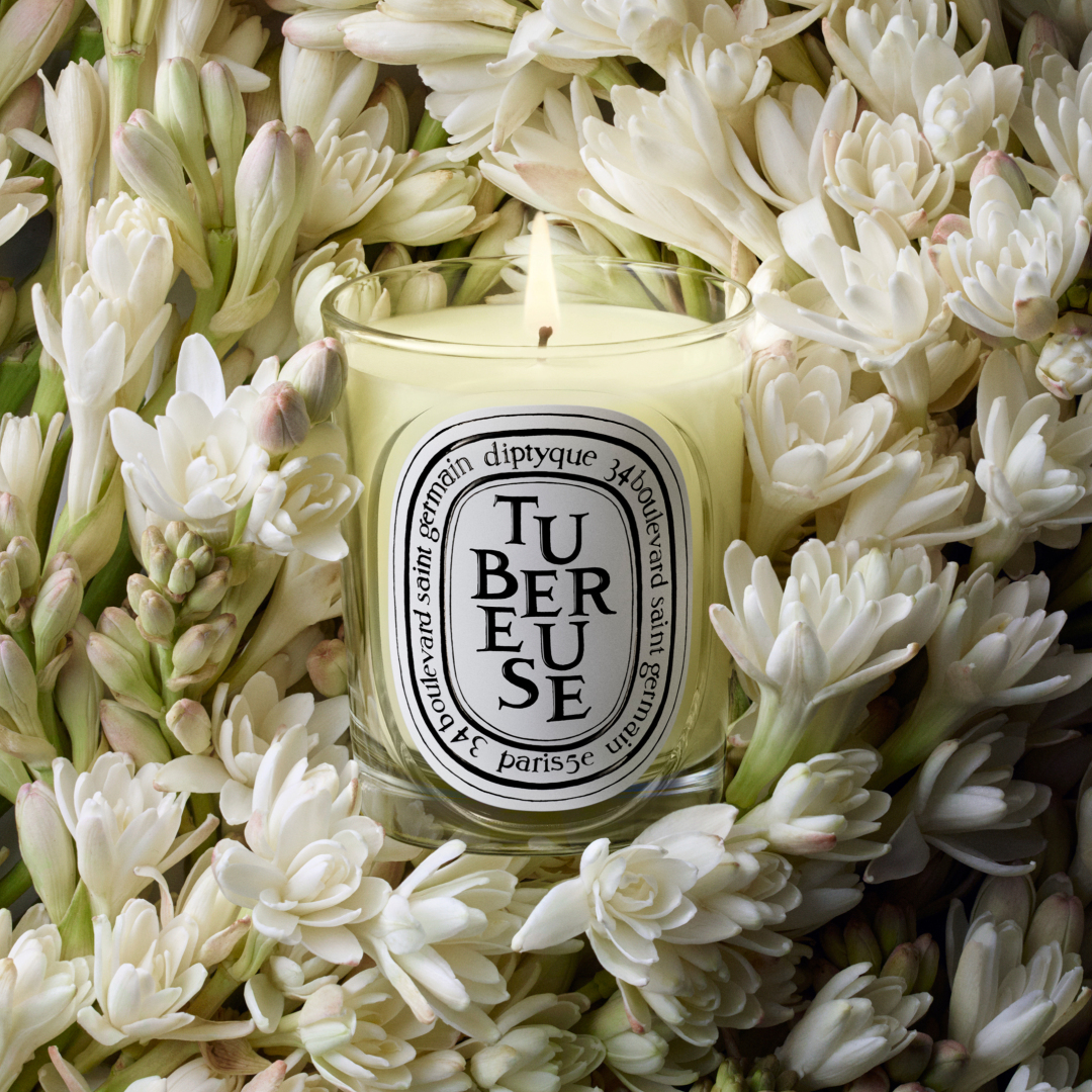 TUBEREUSE SCENTED CANDLE 1