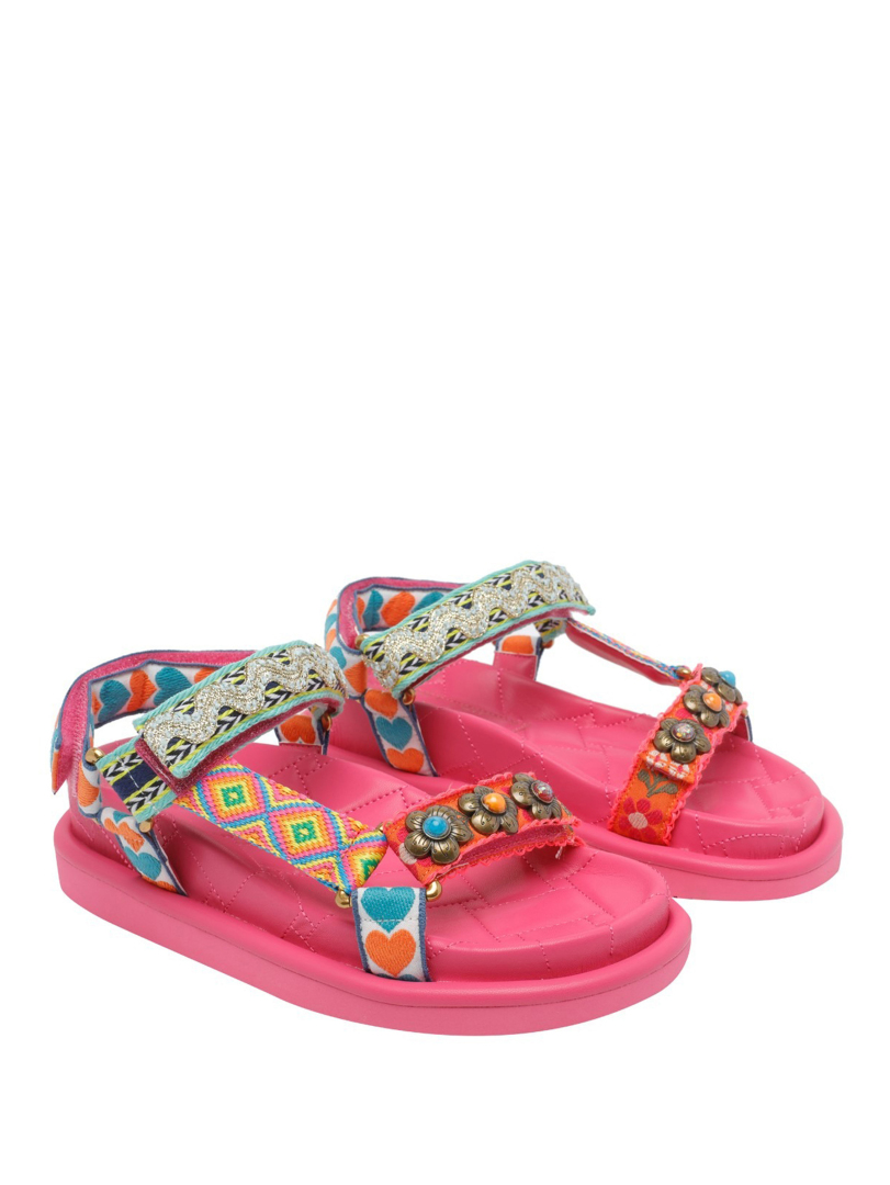 ΓΥΝΑΙΚΕΙΑ ΣΑΝΔΑΛΙΑ  1