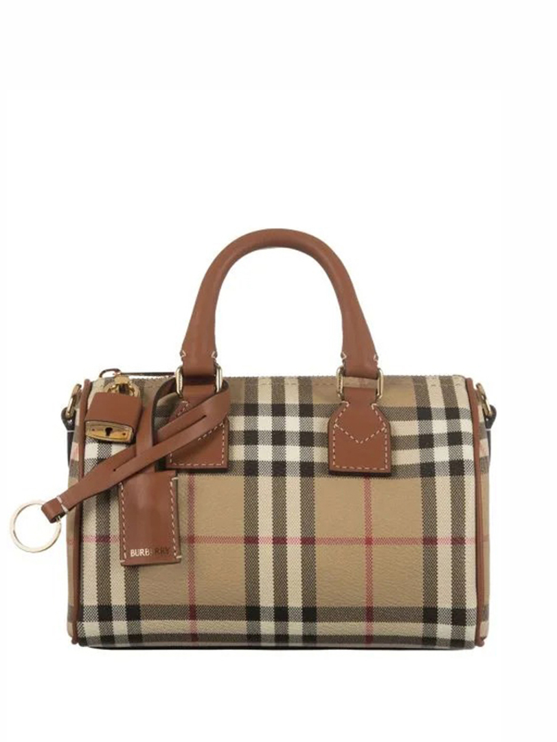 ΓΥΝΑΙΚΕΙΑ ΤΣΑΝΤΑ ΧΕΙΡΟΣ 0