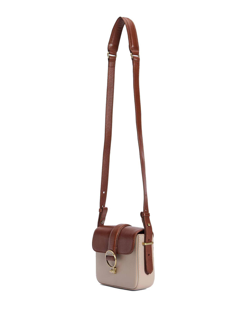 ΓΥΝΑΙΚΕΙΑ ΤΣΑΤΑ ΧΙΑΣΤΙ 2