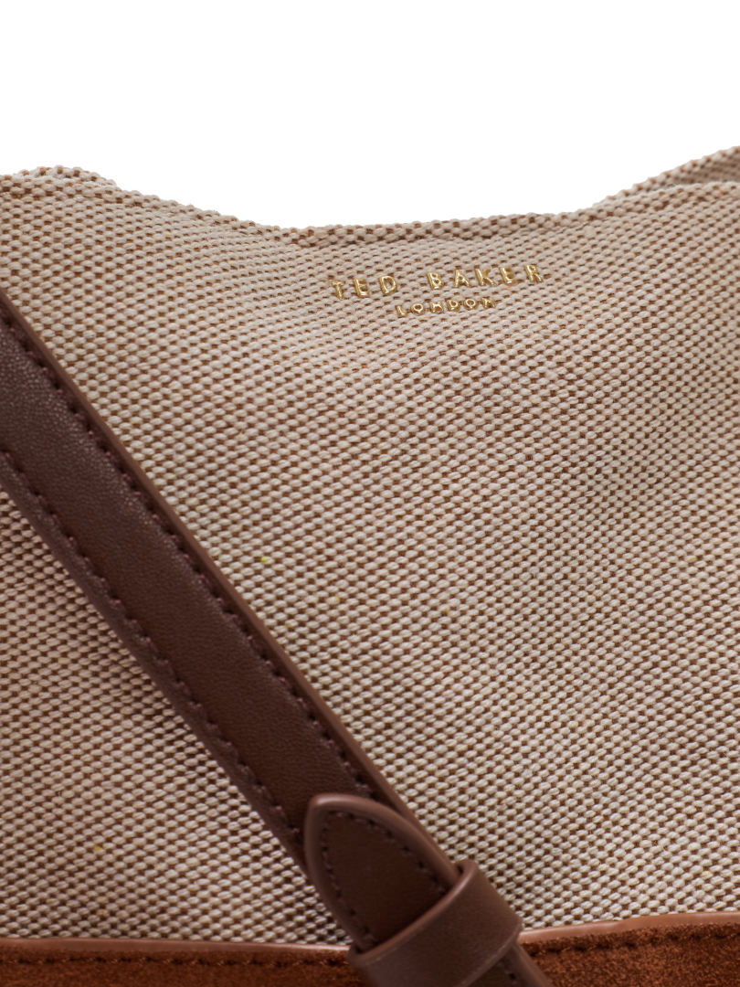 ΓΥΝΑΙΚΕΙΑ ΤΣΑΝΤΑ ΩΜΟΥ MEDIUM  3