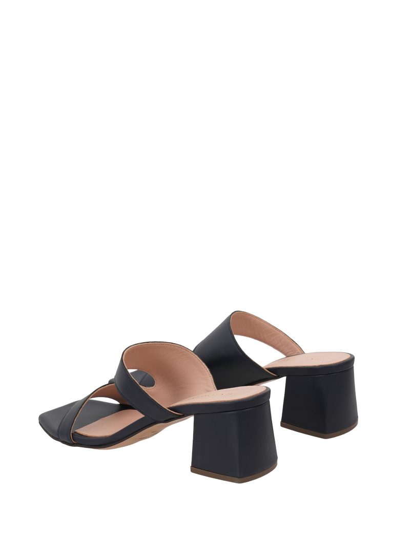 ΓΥΝΑΙΚΕΙΑ MULES  2