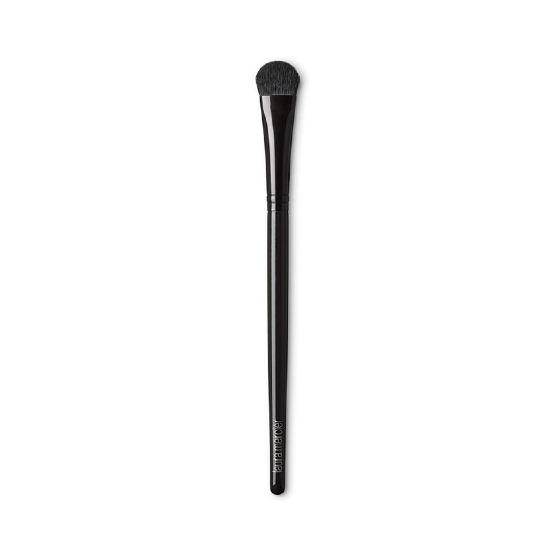 ALL OVER EYE COLOUR BRUSH 1
