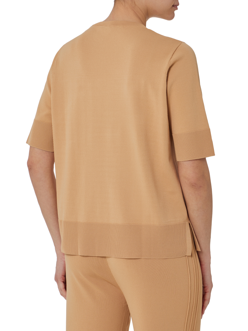 ΓΥΝΑΙΚΕΙΟ ΠΟΥΛΟΒΕΡ 2