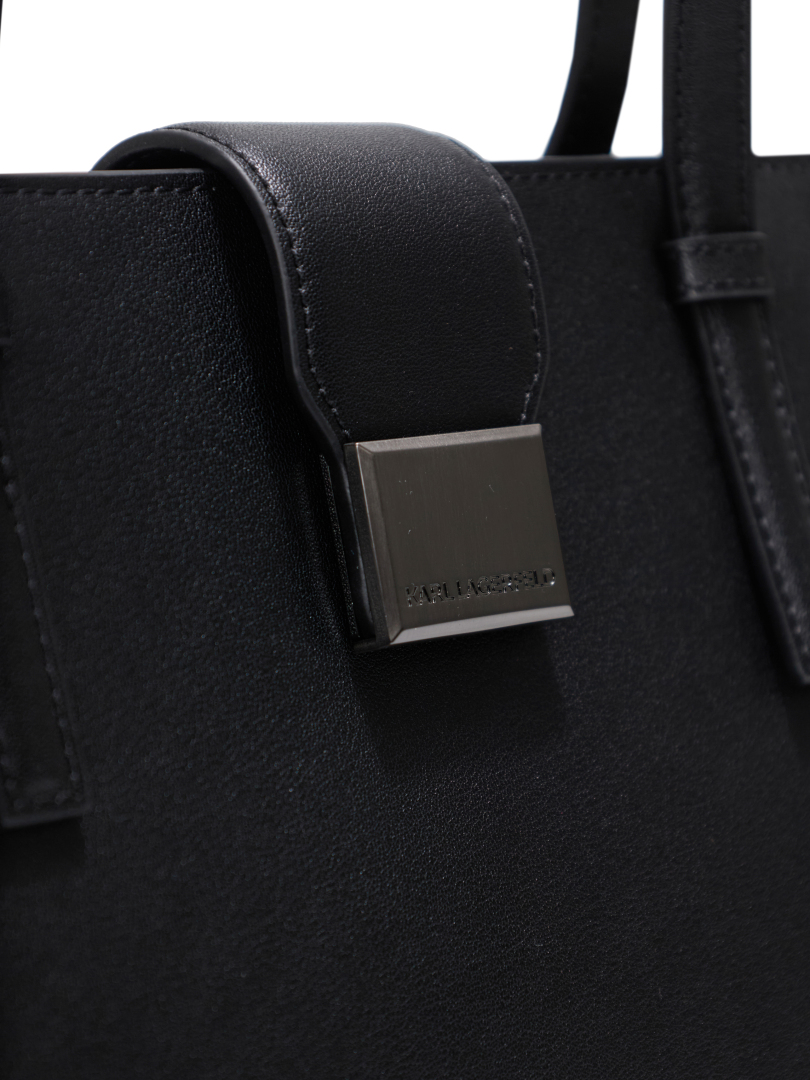 ΓΥΝΑΙΚΕΙΑ ΤΣΑΝΤΑ ΩΜΟΥ  3