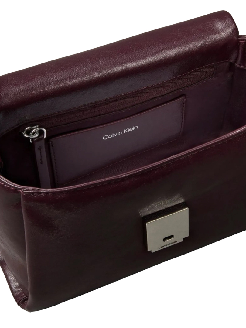 ΓΥΝΑΙΚΕΙΑ ΤΣΑΝΤΑ ΧΙΑΣΤΙ 2