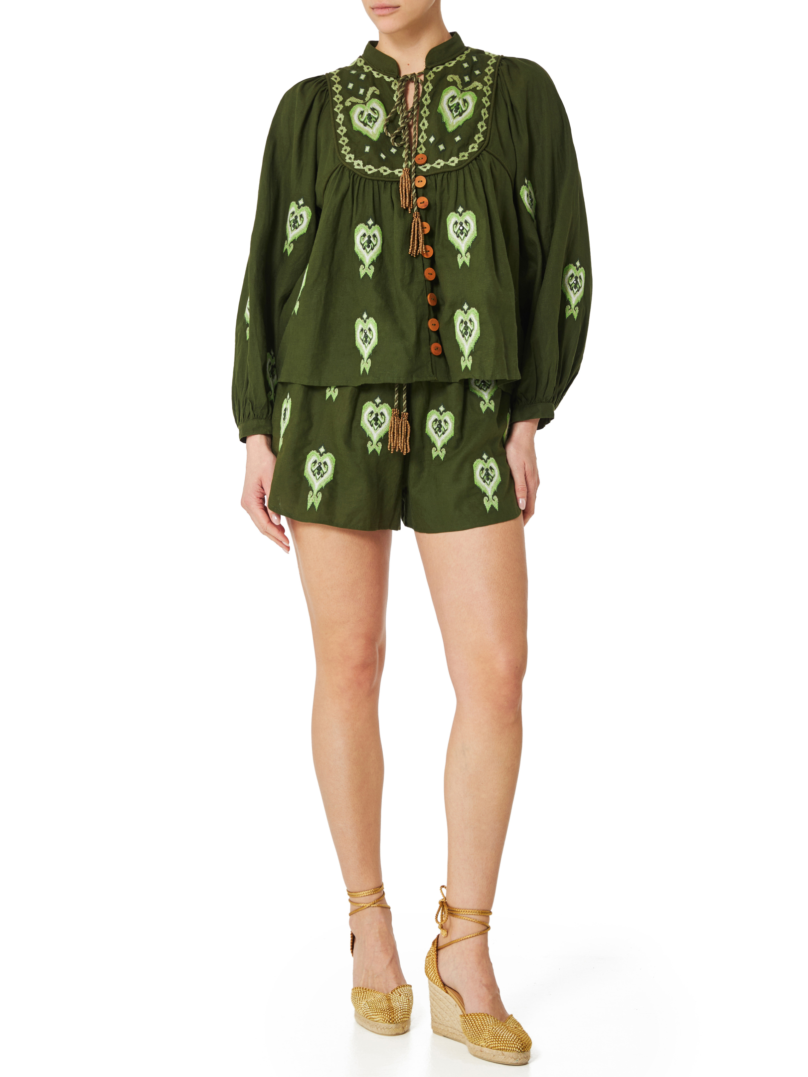 ΓΥΝΑΙΚΕΙΟ ΠΟΥΚΑΜΙΣΟ 3