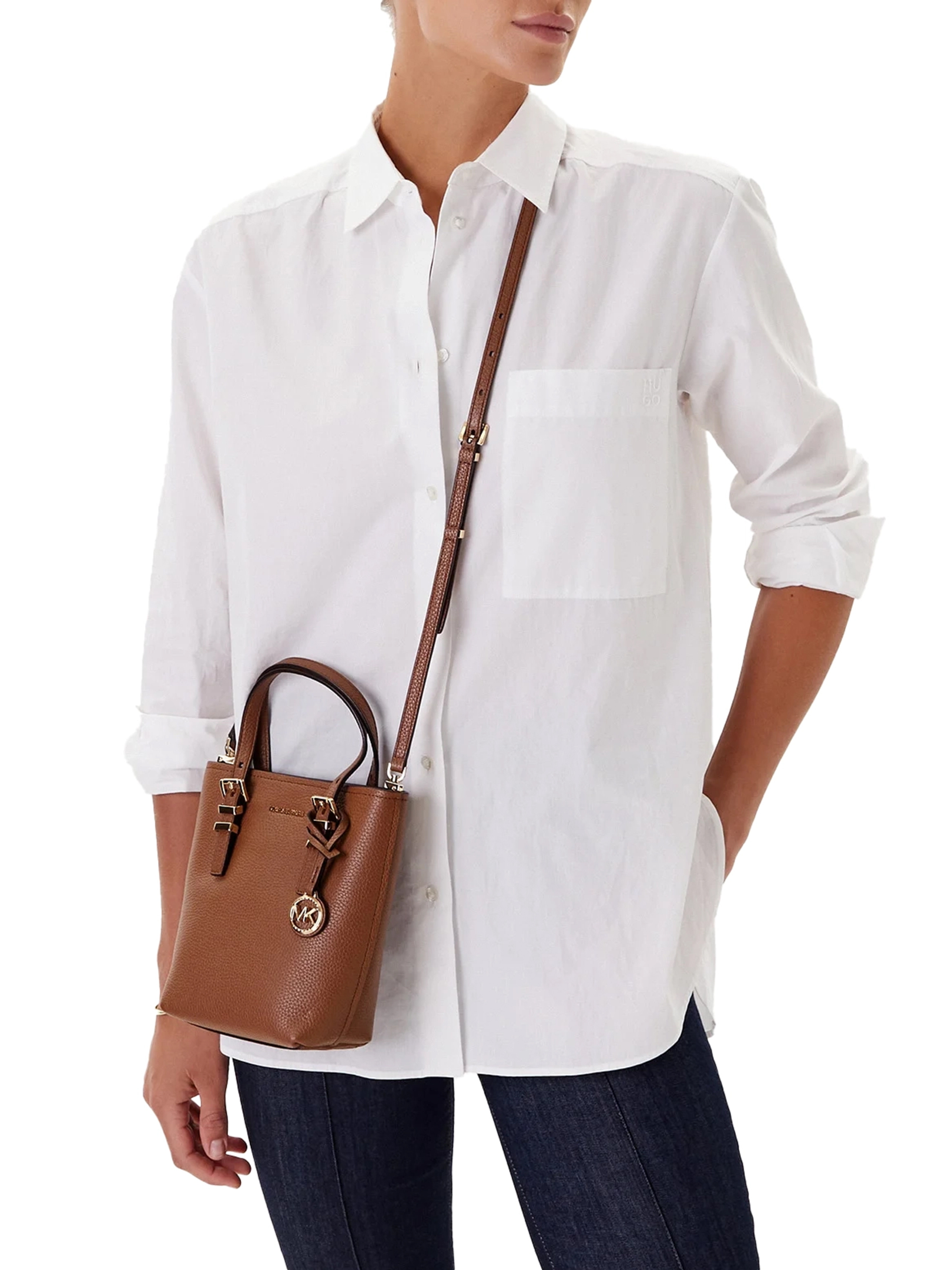 ΓΥΝΑΙΚΕΙΑ ΤΣΑΝΤΑ ΧΕΙΡΟΣ  2