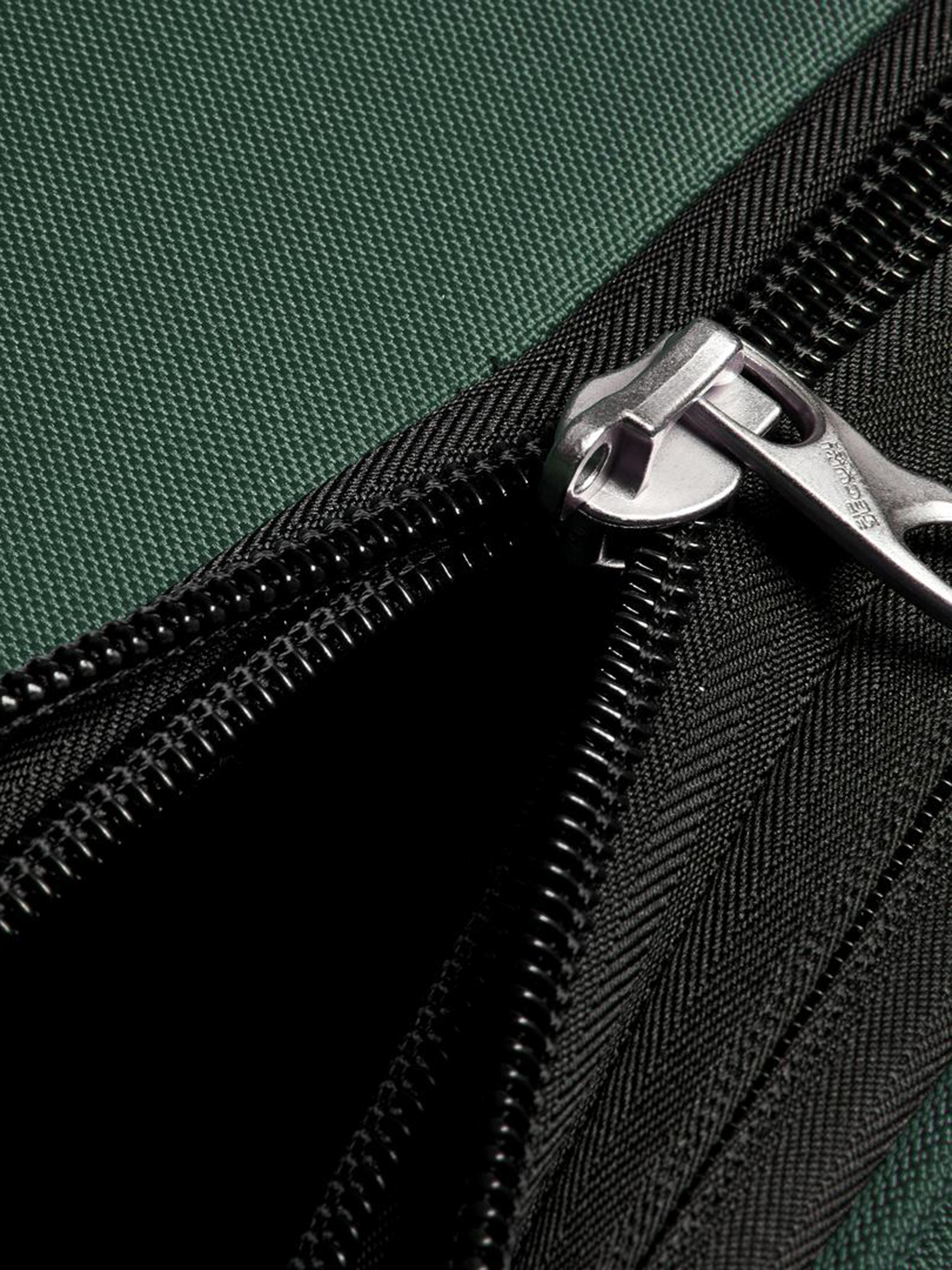 ΜΕΓΑΛΗ ΒΑΛΙΤΣΑ EXPANDABLE PIN UP 6  6