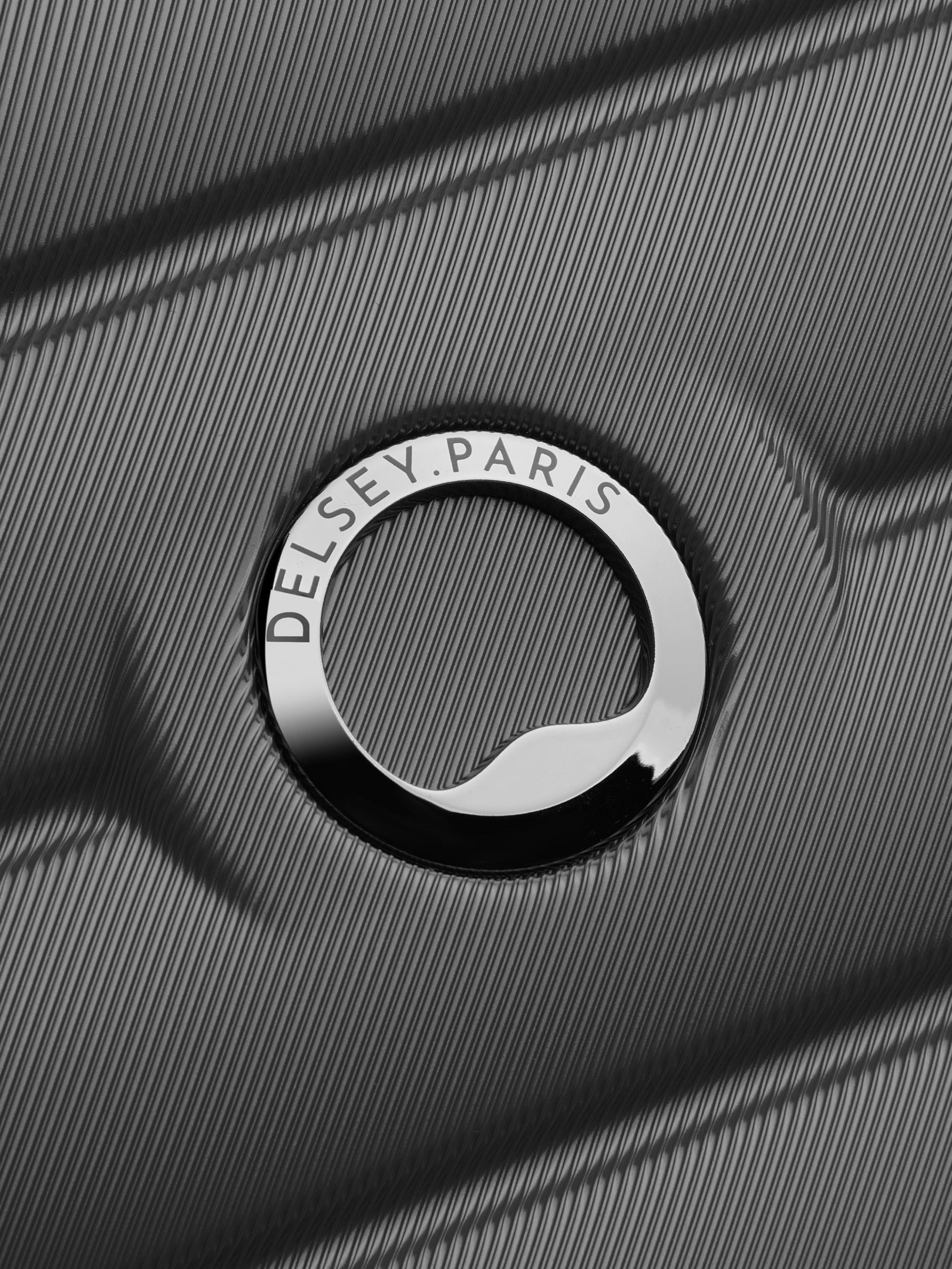 ΜΕΣΑΙΑ ΒΑΛΙΤΣΑ EXPANDABLE 4