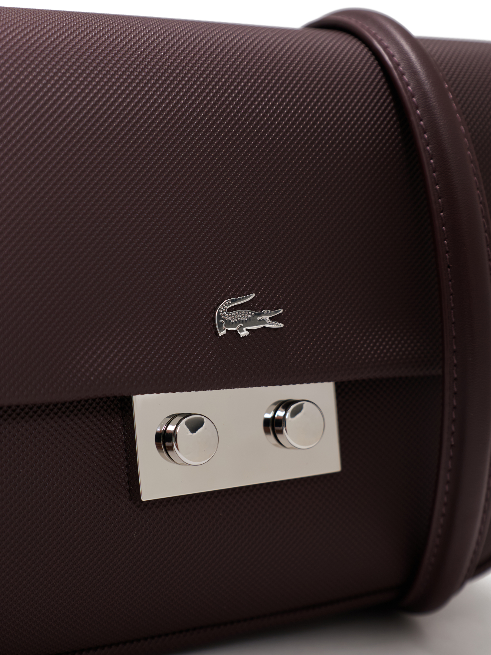 ΓΥΝΑΙΚΕΙΑ ΤΣΑΝΤΑ ΧΙΑΣΤΙ 3