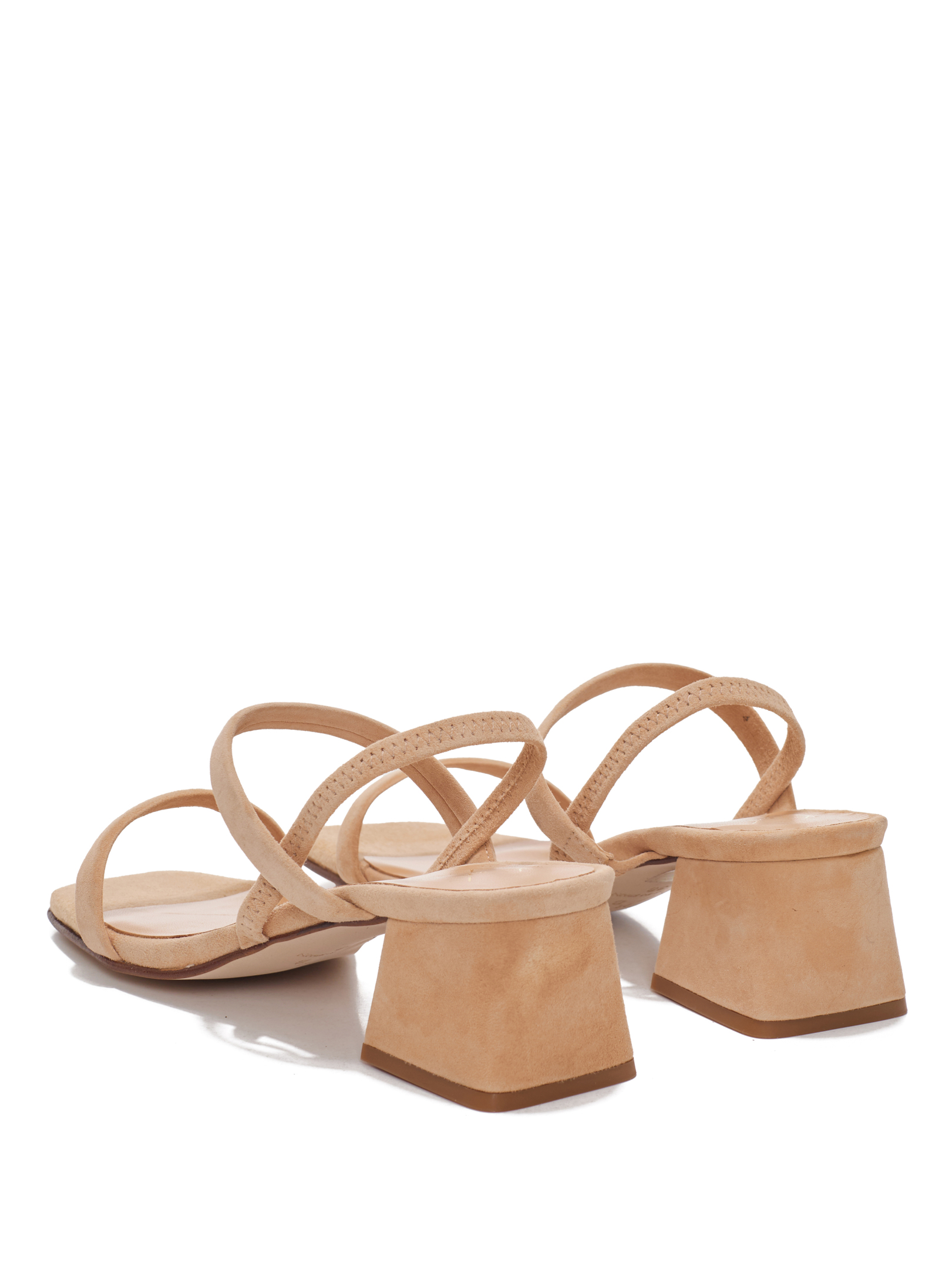 ΓΥΝΑΙΚΕΙΑ ΨΗΛΟΤΑΚΟΥΝΑ ΠΕΔΙΛΑ  2