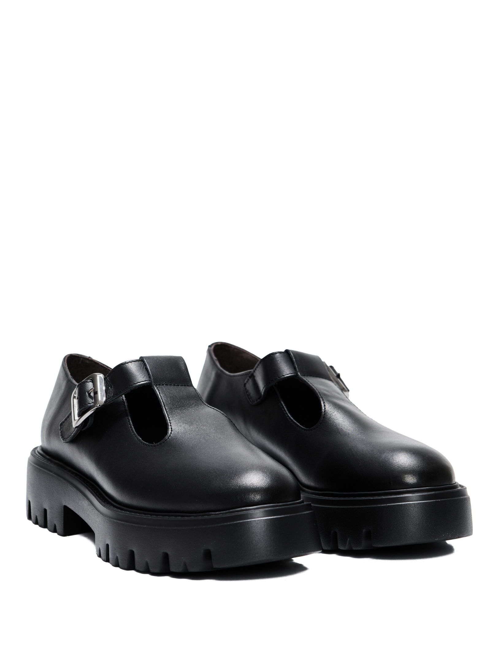 ΓΥΝΑΙΚΕΙΑ ΠΑΠΟΥΤΣΙΑ  1