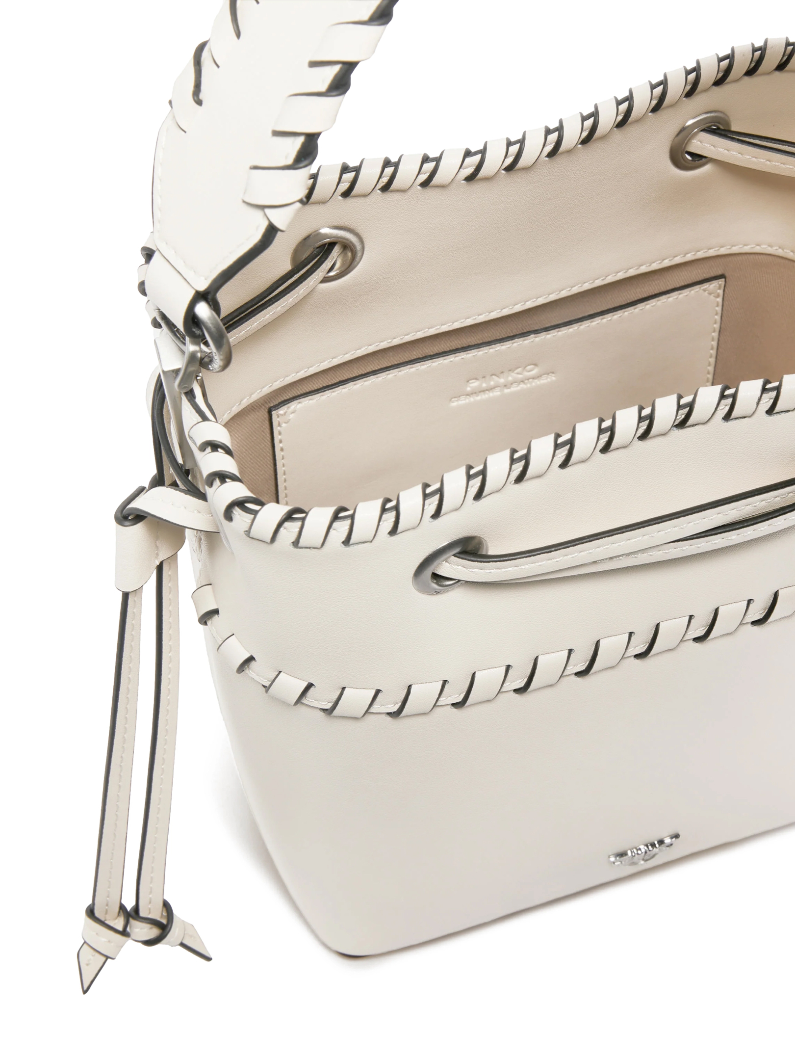 ΓΥΝΑΙΚΕΙΑ ΔΕΡΜΑΤΙΝΗ ΤΣΑΝΤΑ ΧΕΙΡΟΣ  2