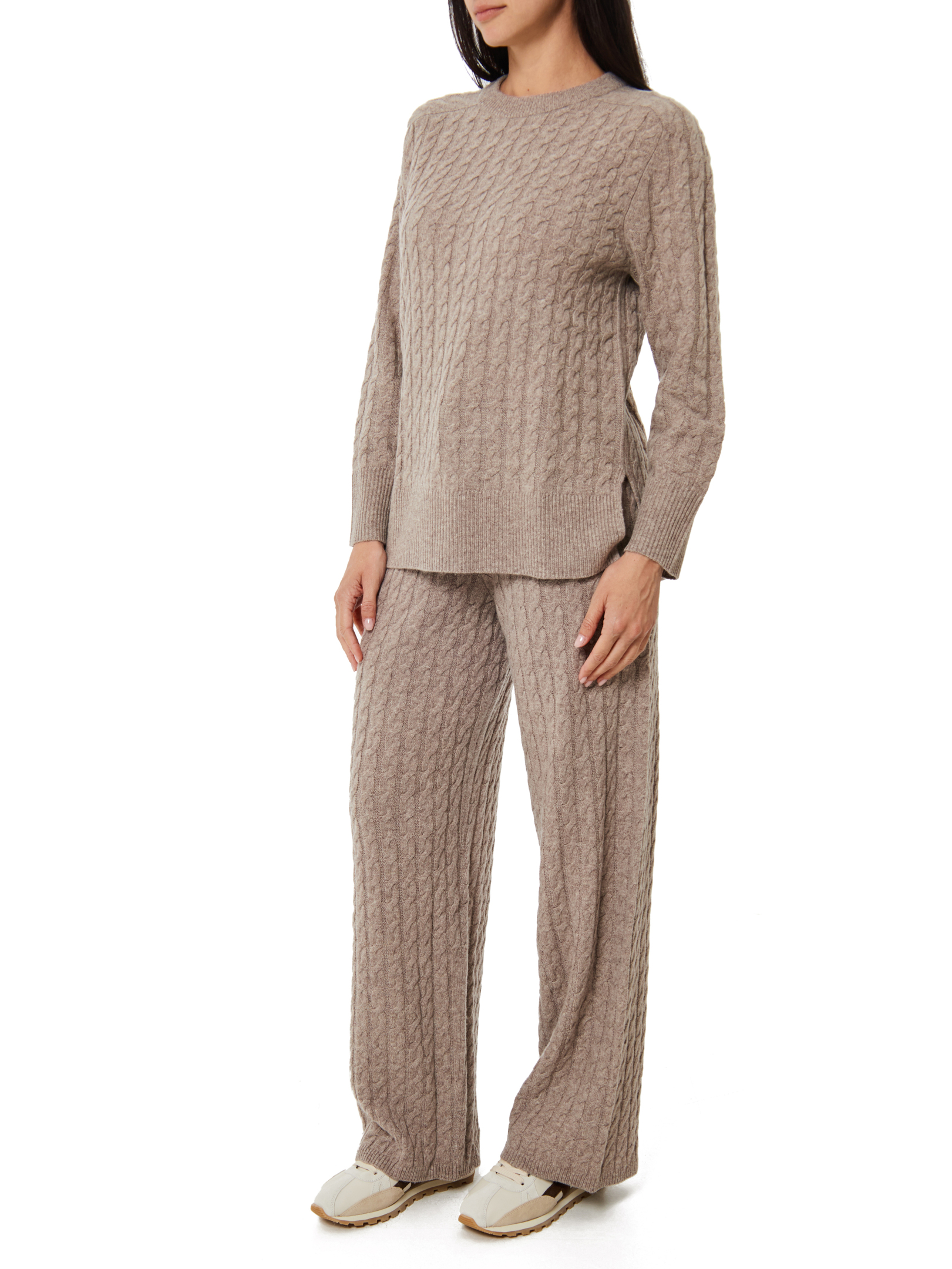 ΓΥΝΑΙΚΕΙΟ ΜΑΛΛΙΝΟ ΠΟΥΛΟΒΕΡ  3